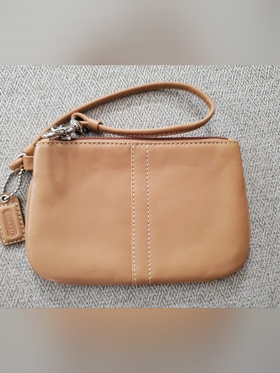 Coach Handbags - Coach Tan Leather Wristlet